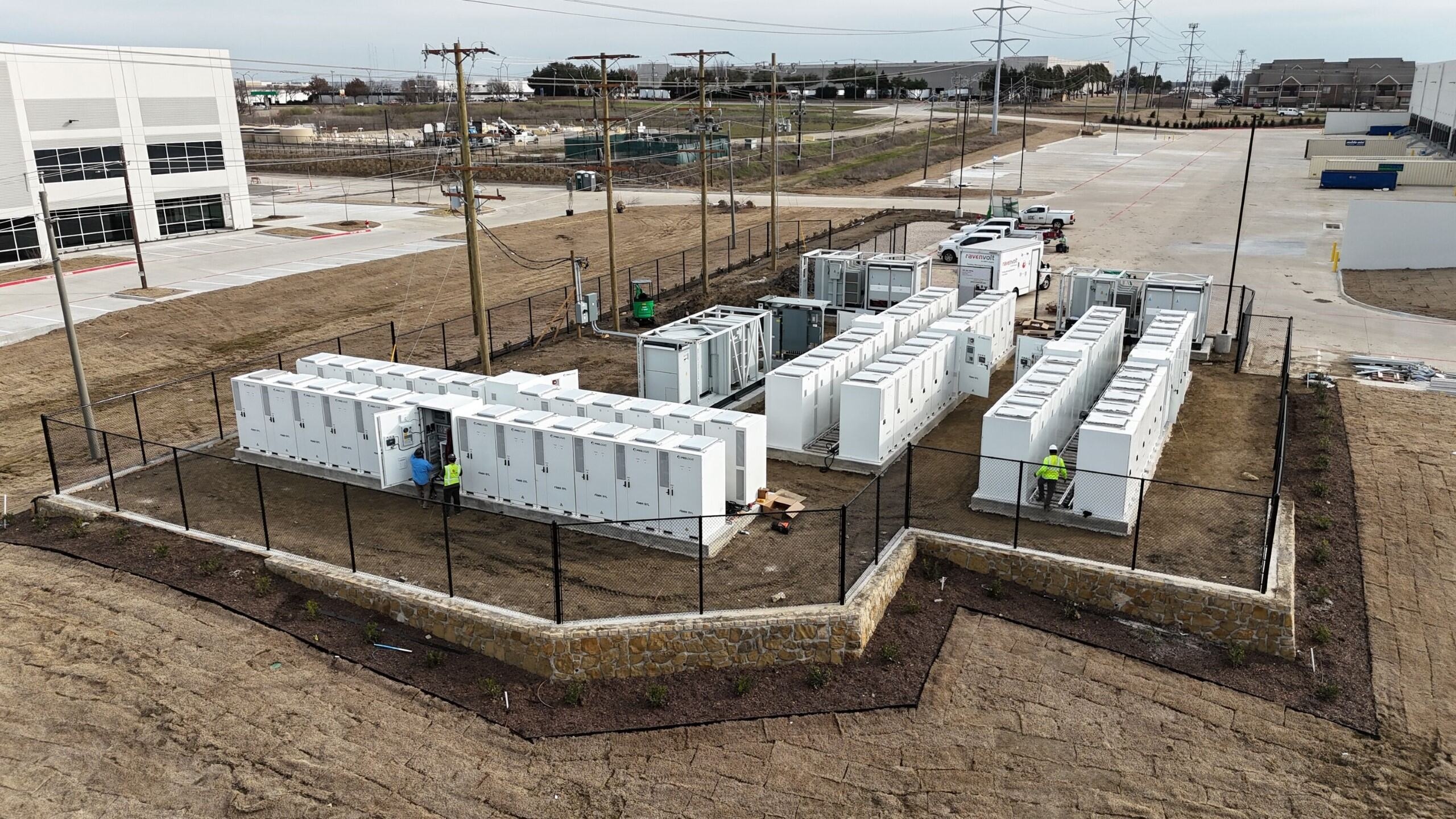 How Wide Temperature Batteries Are Transforming Energy Storage Infrastructure